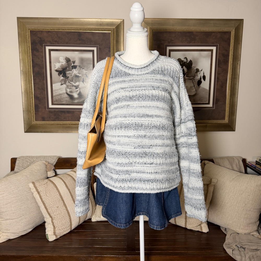 Striped Knit Sweater XXL 20 Gray White Recycled Blend Crewneck Long Sleeve